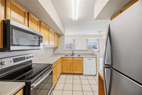Condominio en alquiler en Sarasota, Florida, 2 dormitorios, 98.29 m2 № 2109460 - foto 16