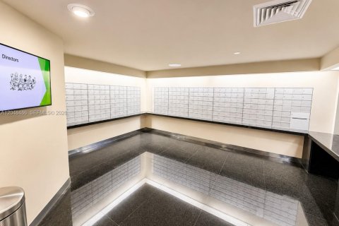 Condo in Aventura, Florida, 3 bedrooms № 2241900 - photo 20