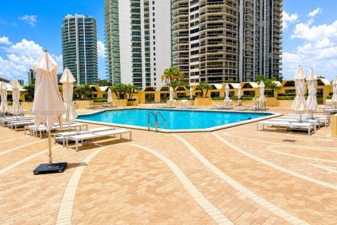Condo in Aventura, Florida, 3 bedrooms № 2241900 - photo 30