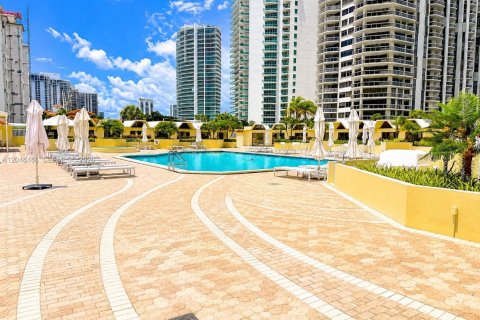 Condo in Aventura, Florida, 3 bedrooms № 2241900 - photo 29