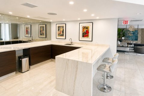 Condo in Aventura, Florida, 3 bedrooms № 2241900 - photo 25