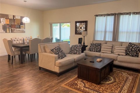 Villa ou maison à vendre à Haines City, Floride: 3 chambres, 151.8 m2 № 1662361 - photo 5
