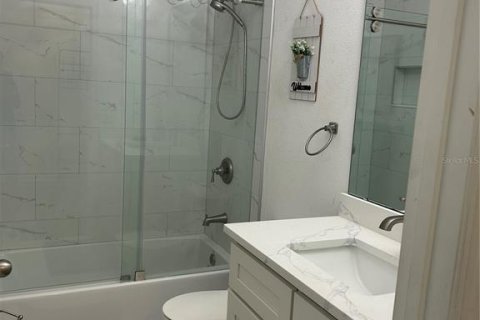 Villa ou maison à vendre à Haines City, Floride: 3 chambres, 151.8 m2 № 1662361 - photo 15