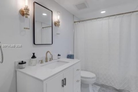 Снять в аренду кондоминиум в Майами, Флорида 1 спальня, 73.49м2, № 2033062 - фото 5