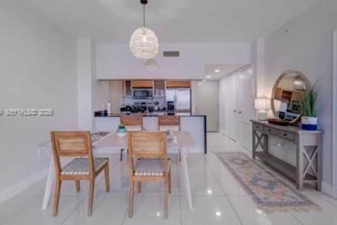 Снять в аренду кондоминиум в Майами, Флорида 1 спальня, 73.49м2, № 2033062 - фото 15