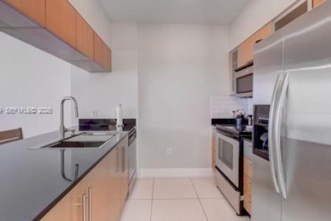 Снять в аренду кондоминиум в Майами, Флорида 1 спальня, 73.49м2, № 2033062 - фото 8