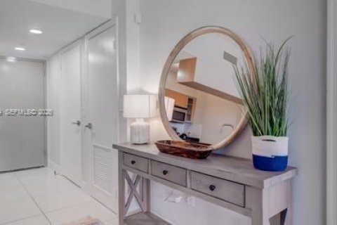 Снять в аренду кондоминиум в Майами, Флорида 1 спальня, 73.49м2, № 2033062 - фото 11