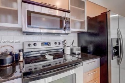 Снять в аренду кондоминиум в Майами, Флорида 1 спальня, 73.49м2, № 2033062 - фото 10