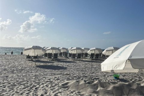 Condominio en venta en Miami Beach, Florida, 2 dormitorios, 109.62 m2 № 2035323 - foto 29