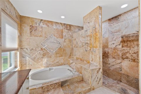 Casa en alquiler en Tampa, Florida, 4 dormitorios, 260.22 m2 № 1906748 - foto 22