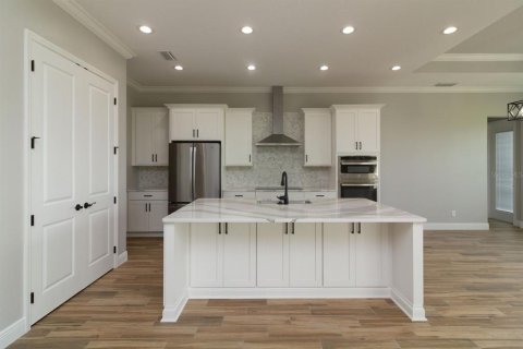Villa ou maison à vendre à Tavares, Floride: 5 chambres, 223.24 m2 № 2138816 - photo 9