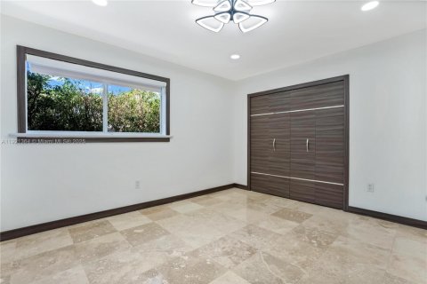 Casa en venta en North Miami, Florida, 3 dormitorios, 213.21 m2 № 1975744 - foto 26