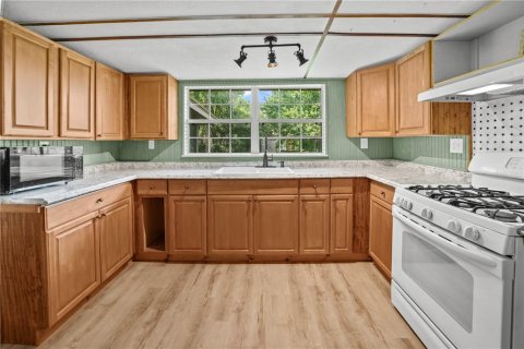 House in Kenansville, Florida 2 bedrooms, 81.75 sq.m. № 1837491 - photo 9