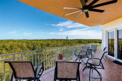 Condo in Saint Petersburg, Florida, 3 bedrooms  № 1911904 - photo 30