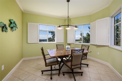 Condo in Saint Petersburg, Florida, 3 bedrooms  № 1911904 - photo 19