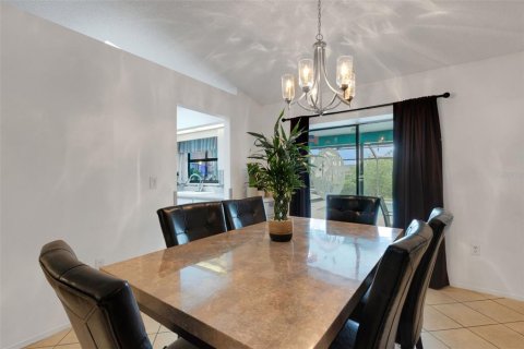 Villa ou maison à vendre à Bradenton, Floride: 3 chambres, 161.84 m2 № 1916336 - photo 13