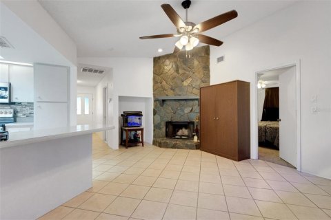 Villa ou maison à vendre à Bradenton, Floride: 3 chambres, 161.84 m2 № 1916336 - photo 16
