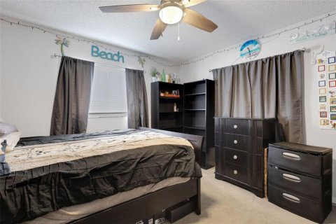 Villa ou maison à vendre à Bradenton, Floride: 3 chambres, 161.84 m2 № 1916336 - photo 25
