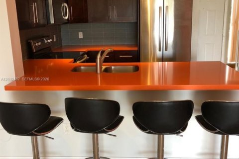 Townhouse in Fort Lauderdale, Florida 2 bedrooms, 95.88 sq.m. № 2432941 - photo 5