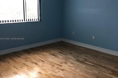 Townhouse in Fort Lauderdale, Florida 2 bedrooms, 95.88 sq.m. № 2432941 - photo 10
