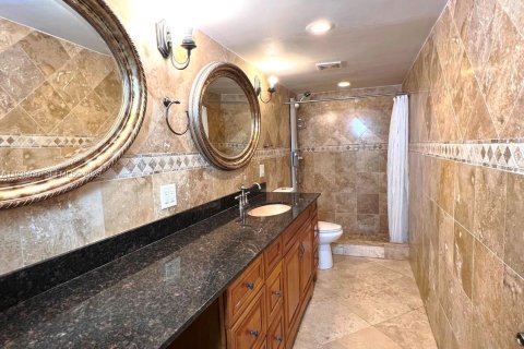 Condo in Fort Lauderdale, Florida, 2 bedrooms  № 1993198 - photo 16