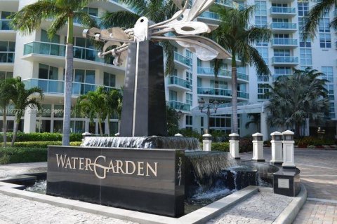 Copropriété à louer à Fort Lauderdale, Floride: 2 chambres, 100.33 m2 № 1988012 - photo 2