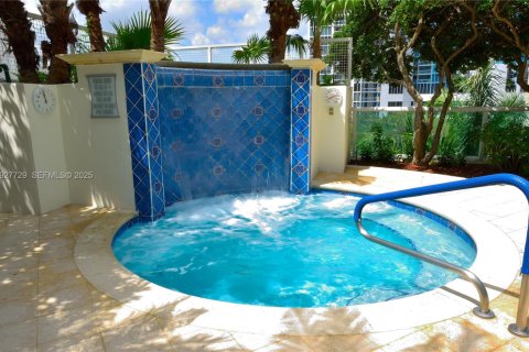 Copropriété à louer à Fort Lauderdale, Floride: 2 chambres, 100.33 m2 № 1988012 - photo 25