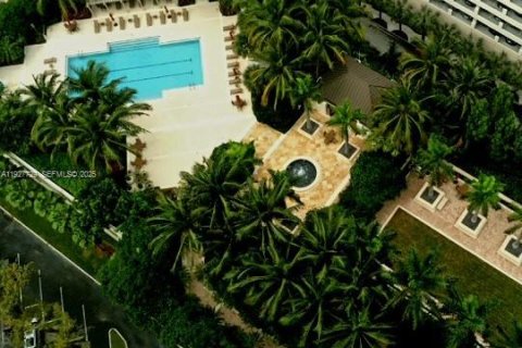 Copropriété à louer à Fort Lauderdale, Floride: 2 chambres, 100.33 m2 № 1988012 - photo 3