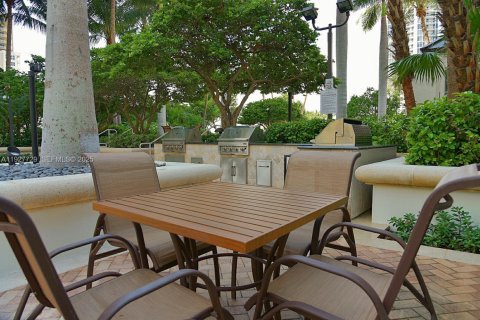 Copropriété à louer à Fort Lauderdale, Floride: 2 chambres, 100.33 m2 № 1988012 - photo 8