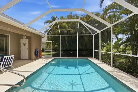Villa ou maison à vendre à North Port, Floride: 3 chambres, 182.18 m2 № 2405660 - photo 12