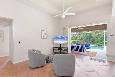 Villa ou maison à vendre à North Port, Floride: 3 chambres, 182.18 m2 № 2405660 - photo 3