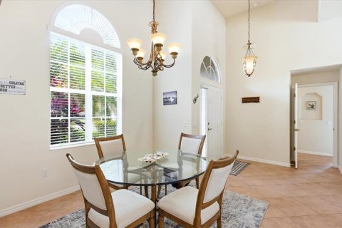 Villa ou maison à vendre à North Port, Floride: 3 chambres, 182.18 m2 № 2405660 - photo 7