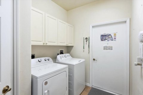 Villa ou maison à vendre à North Port, Floride: 3 chambres, 182.18 m2 № 2405660 - photo 30