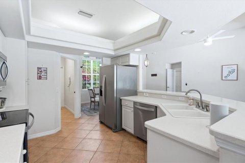 Villa ou maison à vendre à North Port, Floride: 3 chambres, 182.18 m2 № 2405660 - photo 5