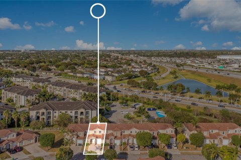 Touwnhouse à louer à Homestead, Floride: 3 chambres, 155.98 m2 № 2063075 - photo 28