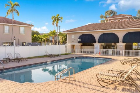 Touwnhouse à louer à Homestead, Floride: 3 chambres, 155.98 m2 № 2063075 - photo 23