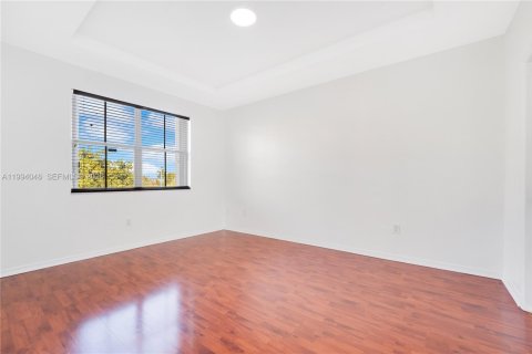 Touwnhouse à louer à Homestead, Floride: 3 chambres, 155.98 m2 № 2063075 - photo 15