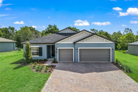 House in Dunnellon, Florida 5 bedrooms, 218.78 sq.m. № 2101410
