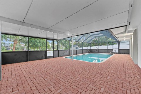 House in Fort Lauderdale, Florida 4 bedrooms, 155.33 sq.m. № 2048694 - photo 21