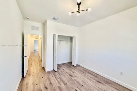 Touwnhouse à louer à Homestead, Floride: 4 chambres, 169.08 m2 № 2006260 - photo 26