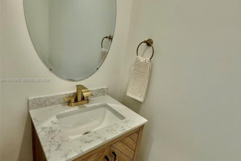 Touwnhouse à louer à Homestead, Floride: 4 chambres, 169.08 m2 № 2006260 - photo 14