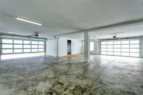 Villa ou maison à vendre à Palm Harbor, Floride: 4 chambres, 202.16 m2 № 1675261 - photo 10
