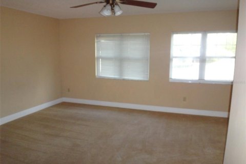 Adosado en venta en Altamonte Springs, Florida, 3 dormitorios, 144.56 m2 № 1631747 - foto 9