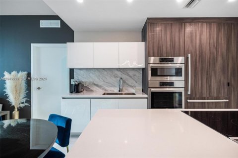 Снять в аренду кондоминиум в Майами, Флорида 2 спальни, 139.17м2, № 2005905 - фото 5