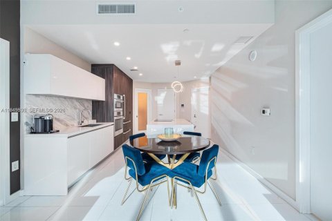 Снять в аренду кондоминиум в Майами, Флорида 2 спальни, 139.17м2, № 2005905 - фото 6