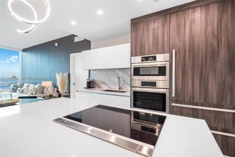 Снять в аренду кондоминиум в Майами, Флорида 2 спальни, 139.17м2, № 2005905 - фото 4