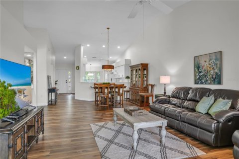 Condo in Sarasota, Florida, 2 bedrooms  № 1734967 - photo 22