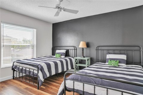 Condo in Sarasota, Florida, 2 bedrooms  № 1734967 - photo 28