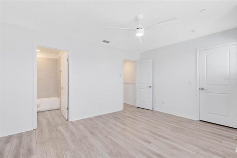 Touwnhouse à louer à Orlando, Floride: 3 chambres, 187.29 m2 № 2148220 - photo 18
