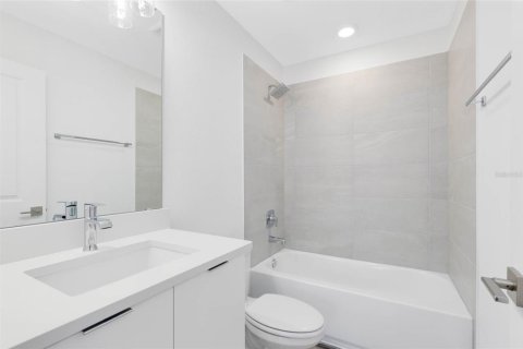 Touwnhouse à louer à Orlando, Floride: 3 chambres, 187.29 m2 № 2148220 - photo 19